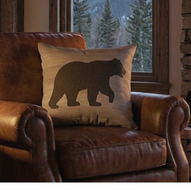 Almohada reversible con silueta de oso (reversible bear silhouette throw pillow for mountain cabin)