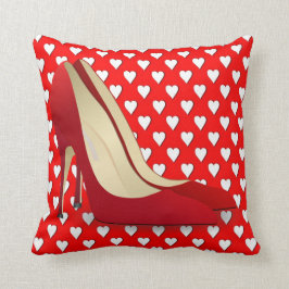 almohada roja de zapatos altos de tacón