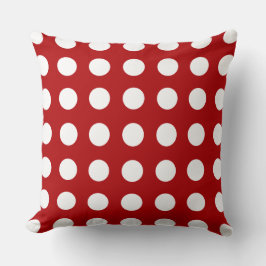 Almohada roja del modelo de lunar del acebo