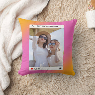 almohada rosa con foto de instagram mejor amiga