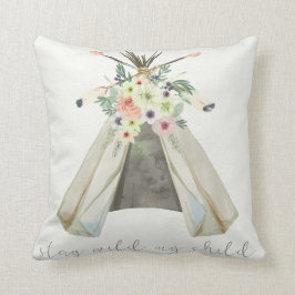 Almohada salvaje del niño de Boho de la estancia