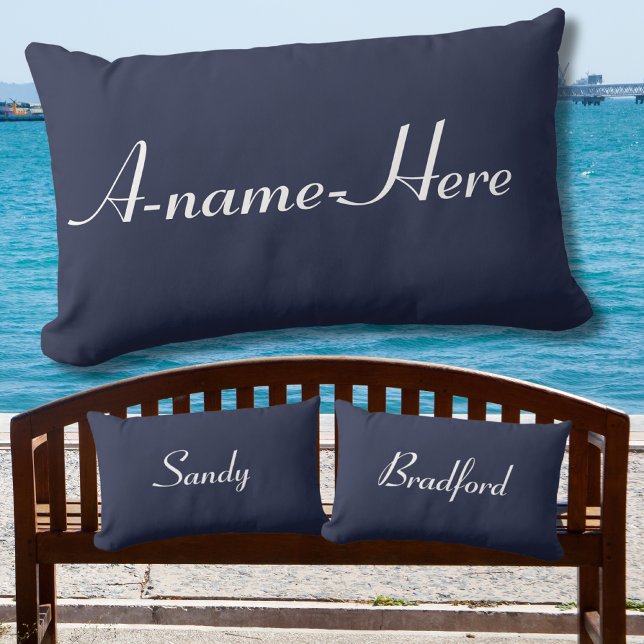 almohada sólida azul marino personalizada y nombre (Subido por el creador)