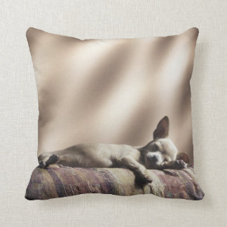 Almohada soñolienta del perrito