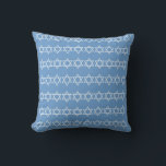 almohada suave en blanco y azul, MENORAH y STARS<br><div class="desc">almohada azul y blanco MENORAH ESTRELLA DE ESTRELLAS DE DAVID TRIM blanco DE DAVID ON BACK por el diseñador Sandy Closs ~ SandyCloss~</div>