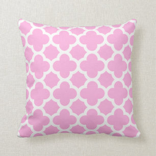 Almohada suavemente rosada y blanca del decorador