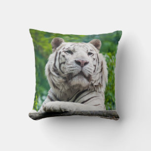 almohada tigre blanco
