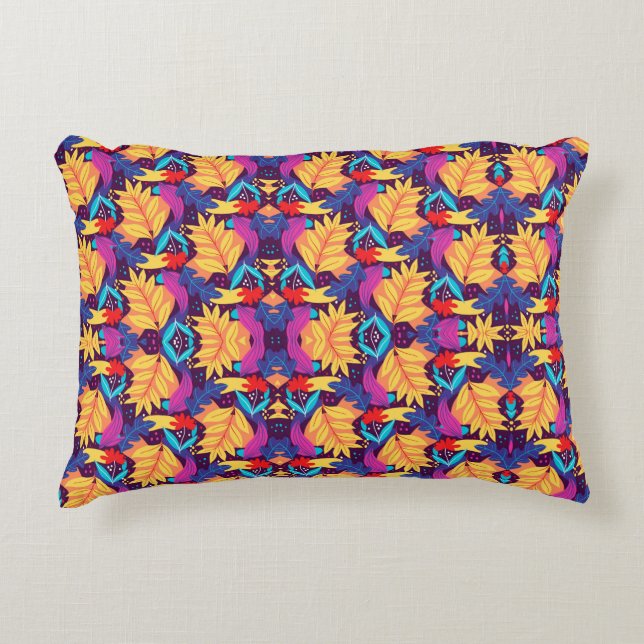 Almohada vibrante con un patrón simétrico (Anverso)