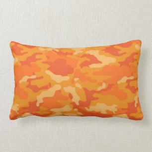 Almohadas anaranjadas de la almohada del camuflaje