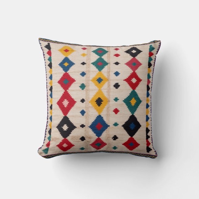 Almohadas blancas de kilim de inspiración bereber: (Anverso)