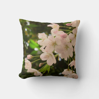 almohadas de flores de primavera con flores de flo