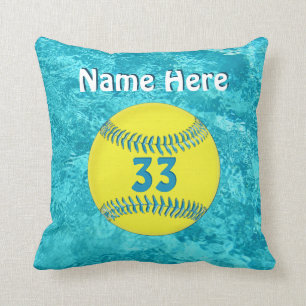 Almohadas lindas del softball con su NOMBRE y