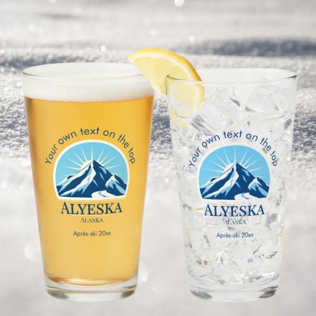 Alyeska Alaska ski resort drinks beer (Subido por el creador)