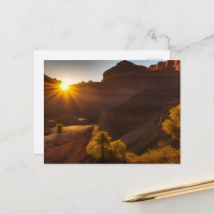 Amanecer sobre una postal de un cañón
