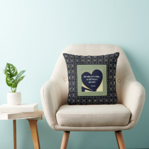 AMAR lo que estás haciendo Cojín decorativo de Adi