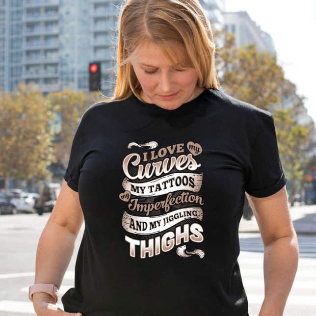 Amar mis curvas, tatuajes y rasguños (Subido por el creador)