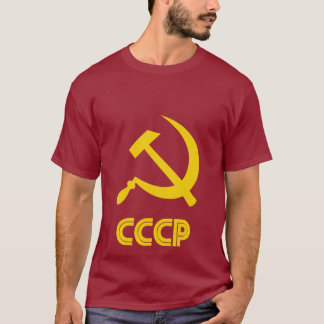 Amarillo soviético retro en camiseta roja