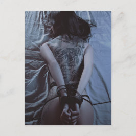 Amarrado ● Postal fotográfica Tattooed B&W