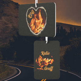 Ambientador Corazón de llamas de las iniciales y los nombres d