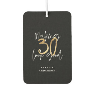 Ambientador Haciendo que 30 se vea bien celebración de cumplea