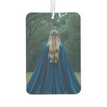 Helena Chevalier al borde del bosque