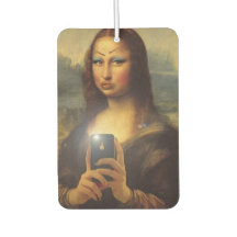 Mona Lisa haciendo una cara divertida con maquilla