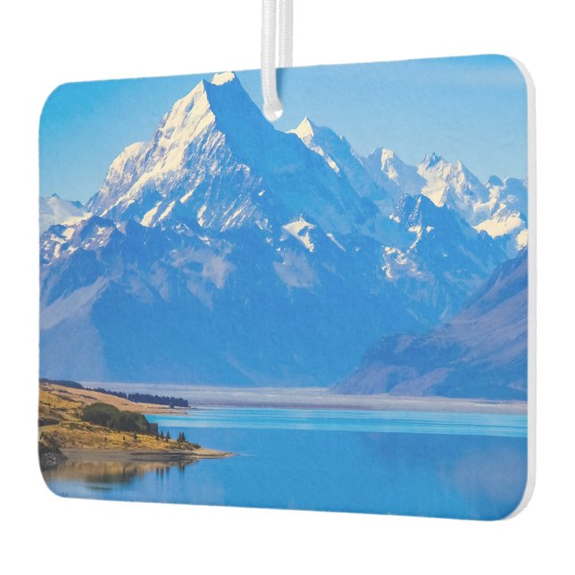 Ambientador Monte Cook con vistas al lago Pukaki, NZ (Izquierda)