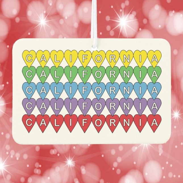 Ambientador Patrón cardíaco estatal de Estados Unidos en Calif (An air freshener with the word California in yellow, green, blue, purple and red hearts)