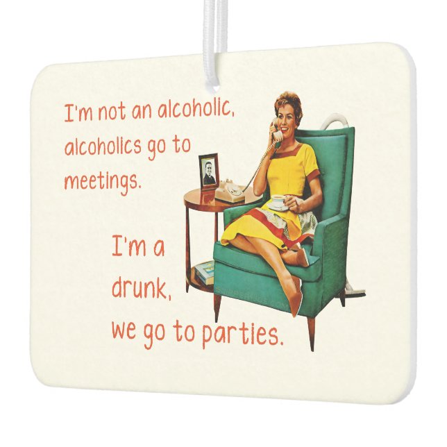 Ambientador SlipperyJoe socializando a la mujer de la cosecha  (Izquierda)