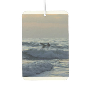 Ambientador Surfer Awaits