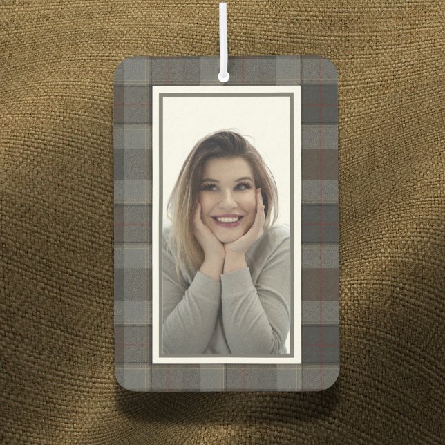 Ambientador The Archivist’s Vault: Custom Tartan Photo Charm (Subido por el creador)