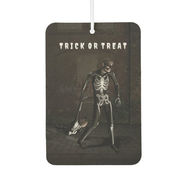 Ambientador Trick or Treat. Man dressed as skeleton (Anverso)