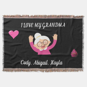 "Amo a mi abuela" lanza manta con nombres de niños