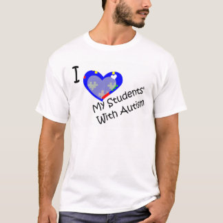 Amo a mi estudiante con la camisa del autismo