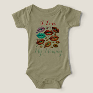 Amo a mi mamá, pequeña camiseta