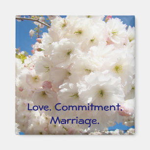 Amor. Compromiso Matrimonio. imán Flores