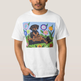 Amor de los Dachshunds para jugar la camiseta