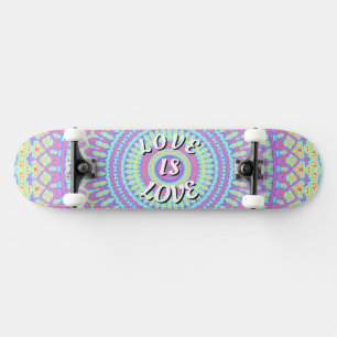 Amor Es Amor Pride Skateboard