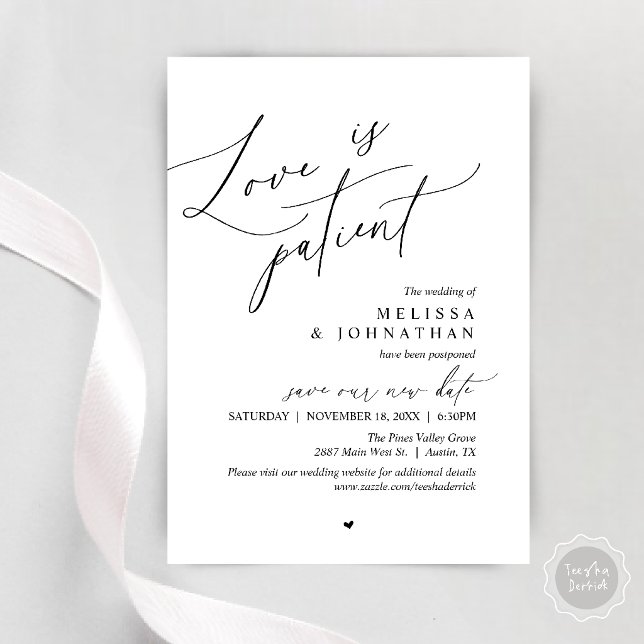 “Amor es Paciente” Anuncio de Postergación de Boda (“Love Is Patient” Wedding Postpone Announcement, Change the date card in black and white)
