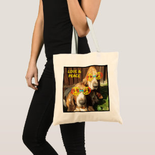 Amor y paz en bolsos de mano