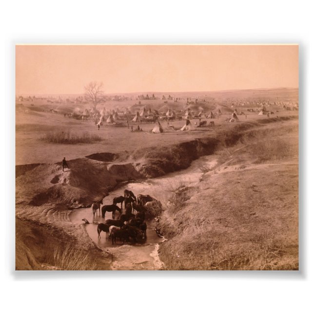 Ampliación de la foto del campamento de Lakota Tip (Frente)