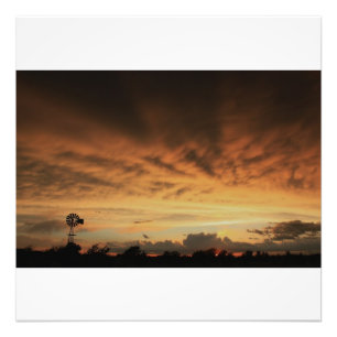 Ampliación tempestuosa de la foto de la noche de