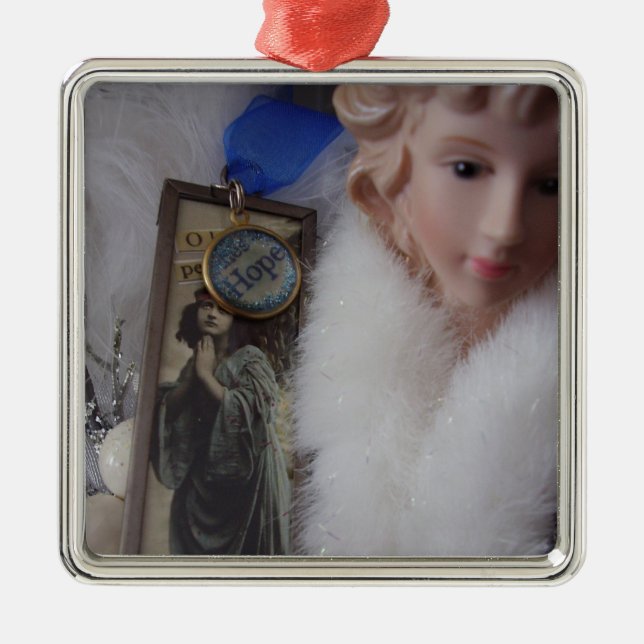 Ángel del ornamento del cuadrado de la esperanza (Frente)