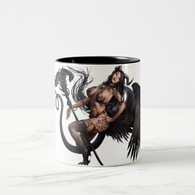 Ángel oscuro de "Helchen", taza (Centro)