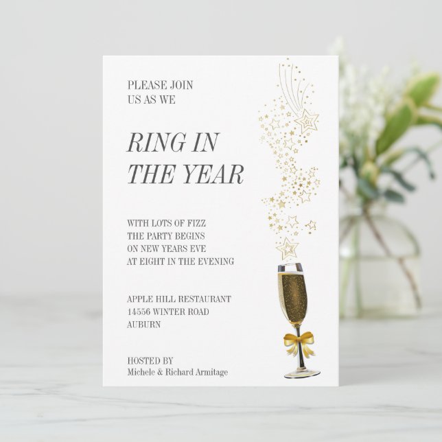 Anillo en la invitación del año (Anverso de pie)