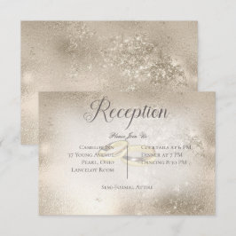 Anillos de Boda de oro en la recepción de la boda 