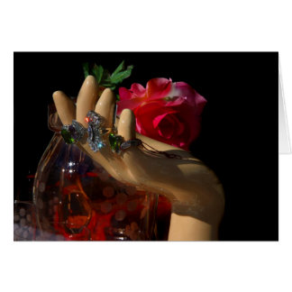 Anillos en sus dedos