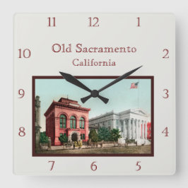 Antiguo reloj de pared de Sacramento