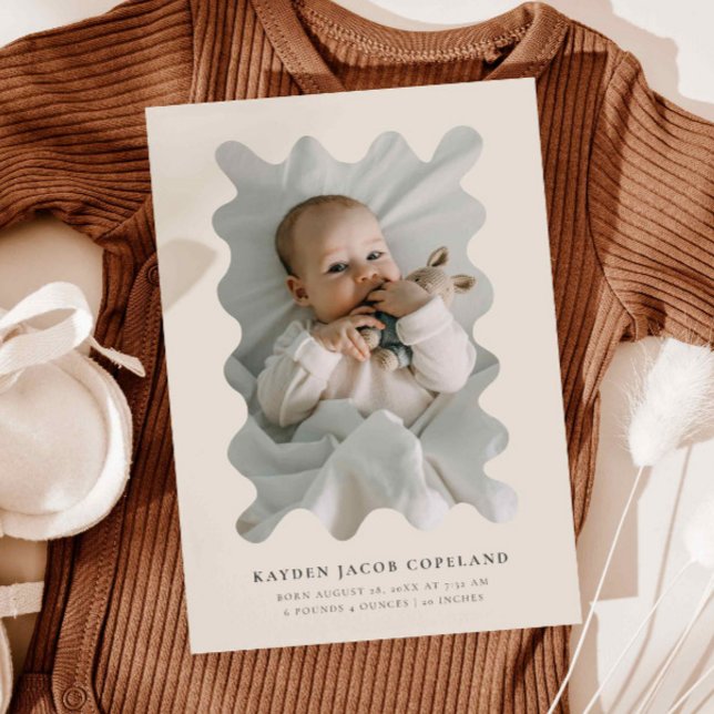 Anuncio Beige Squiggly Frame Nacimiento Foto (Subido por el creador)