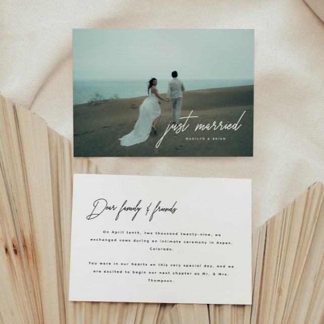 Anuncio Boda con guion de foto moderna 'Acaban de casarse' (Subido por el creador)