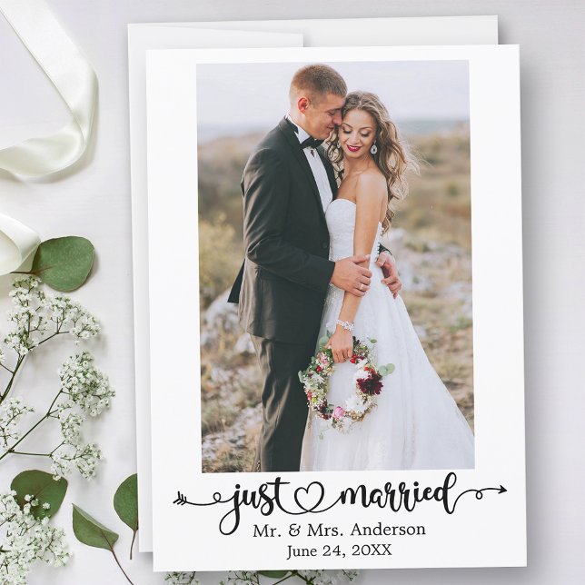 Anuncio Boda de fotografía de corazón de caligrafía casada (Customize to change your personalized text size, text style or to add text to back of card.)